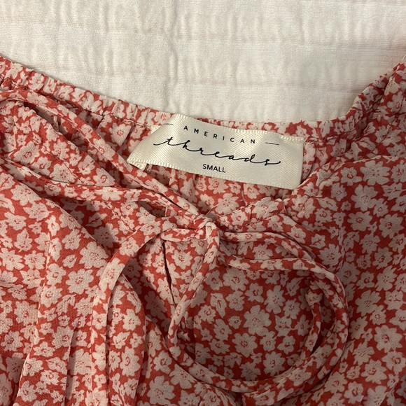 Floral American Threads top - Picture 3 of 4